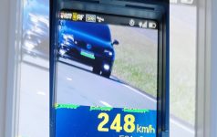 motorista-e-flagrado-a-mais-200-km/h-em-rodovia-do-interior-de-sp