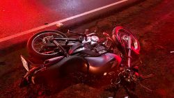 motociclista-morre-apos-ser-atingido-por-carro-em-vicinal-entre-promissao-e-guaicara