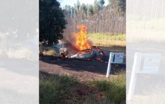 carro-e-caminhao-pegam-fogo-apos-acidente-em-estrada-de-pongai