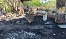 incendio-de-grandes-proporcoes-atinge-madeireira-em-tupa