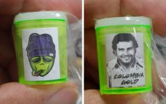 policia-apreende-frascos-de-maconha-com-foto-de-pablo-escobar-no-interior-de-sp;-homem-foi-preso-em-flagrante